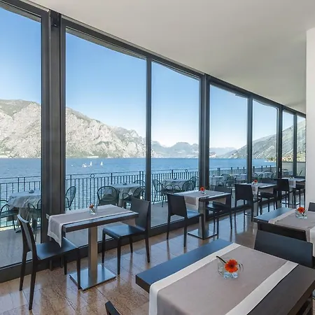 Piccolo Hotel